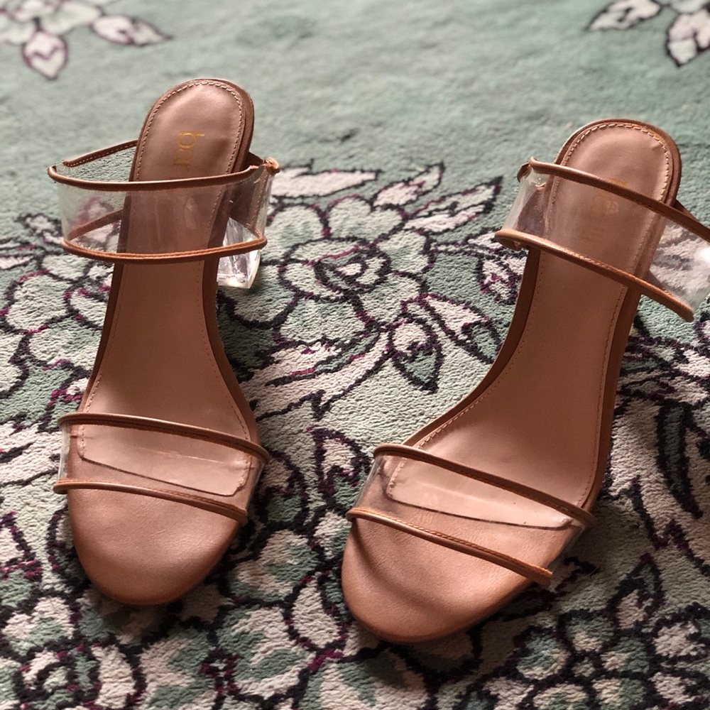 Tan/ Nude block heels